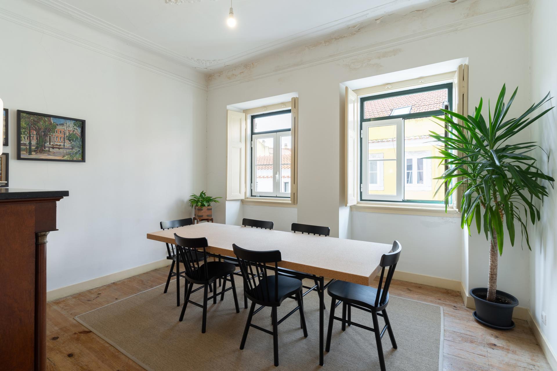 5-Bedroom Apartment in Lisboa — photograph 5